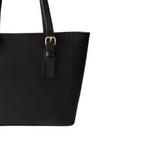 Klassische schwarze Handtasche für Damen